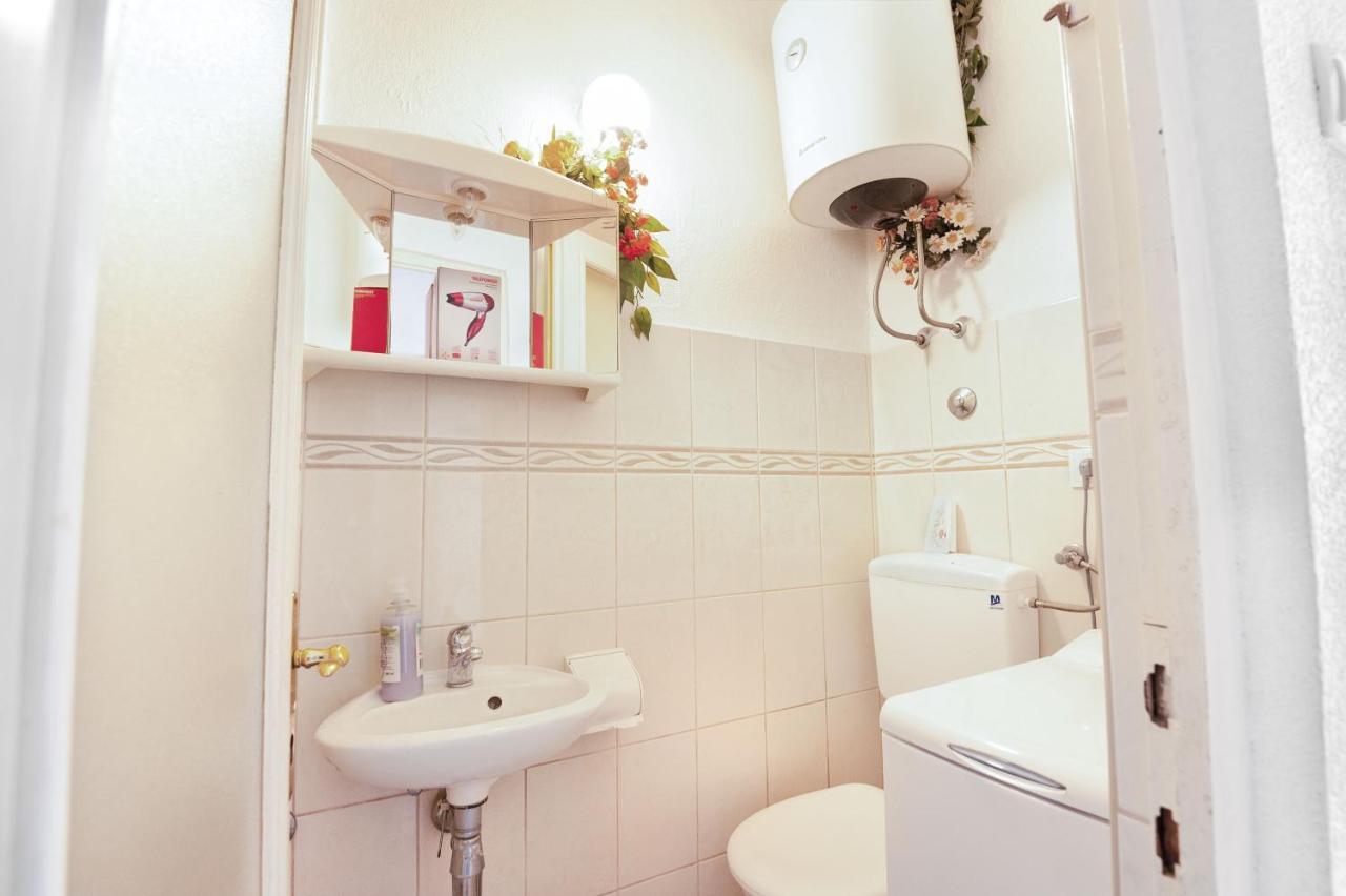 Apartments Milica Kaštela Εξωτερικό φωτογραφία