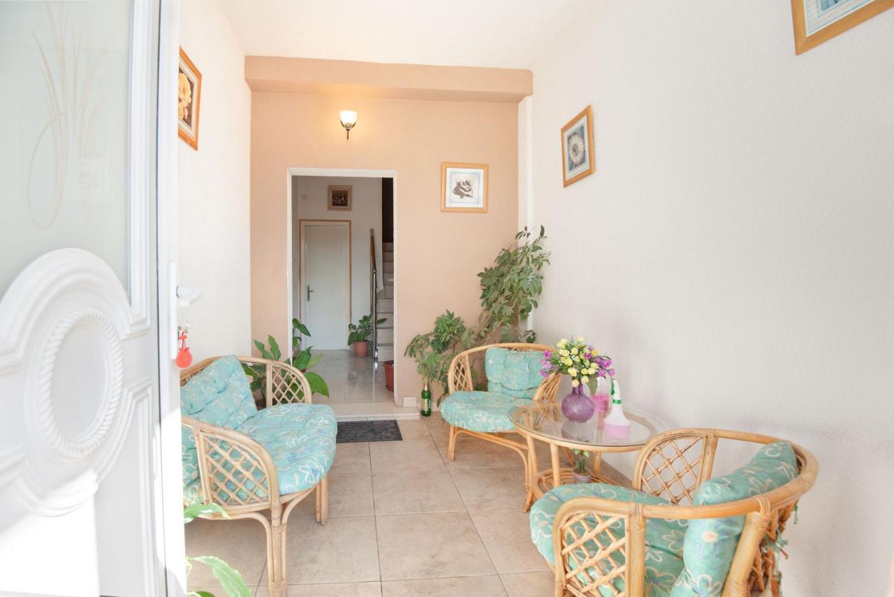 Apartments Milica Kaštela Εξωτερικό φωτογραφία