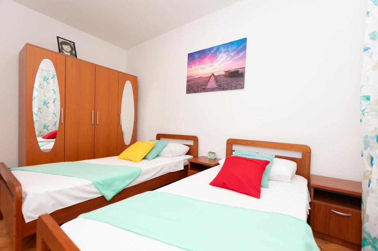 Apartments Milica Kaštela Εξωτερικό φωτογραφία