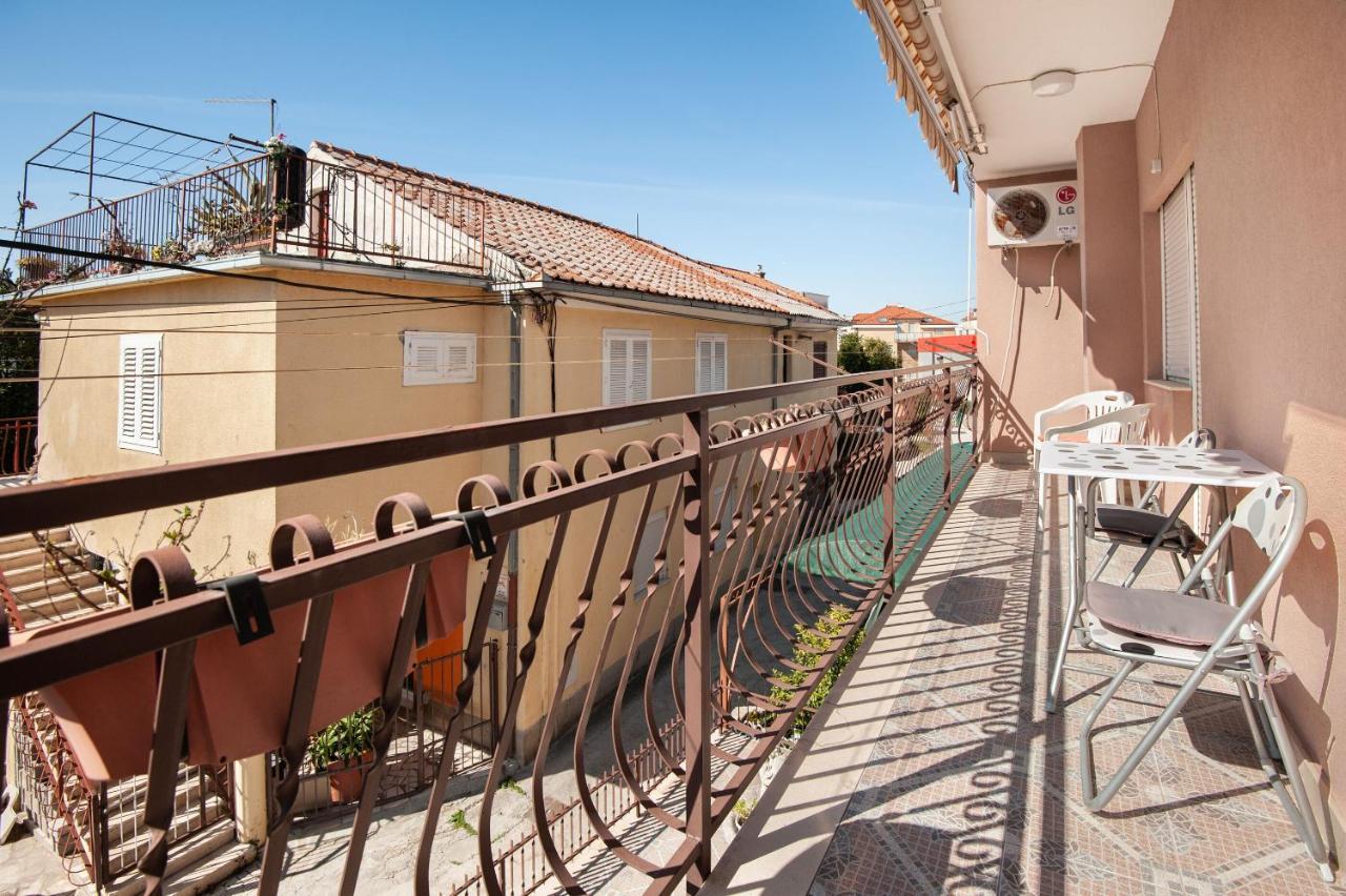 Apartments Milica Kaštela Εξωτερικό φωτογραφία